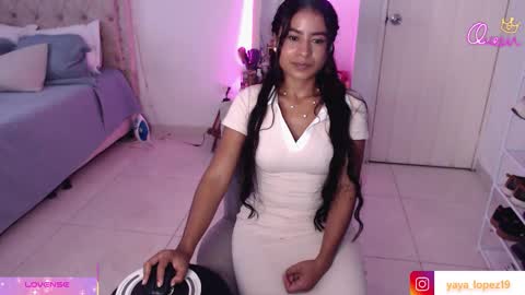 Snapshot of sweetyaya_ chatting on February 20, 9:48 pm yaya online show from February 20, 9:48 pm