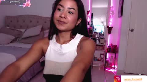 yaya online show from March 24, 10:15 pm
