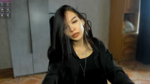 sweetydeviliya online show from April 27, 6:44 am