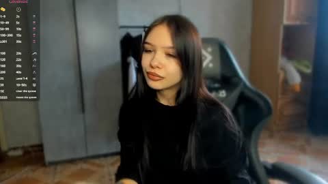 Snapshot of sweetydeviliya chatting on June 11, 8:23 am sweetydeviliya online show from June 11, 8:23 am