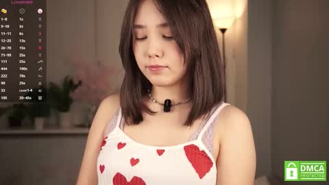 Snapshot of sweetyoops chatting on November 23, 6:24 am Astrid online show from November 23, 6:24 am