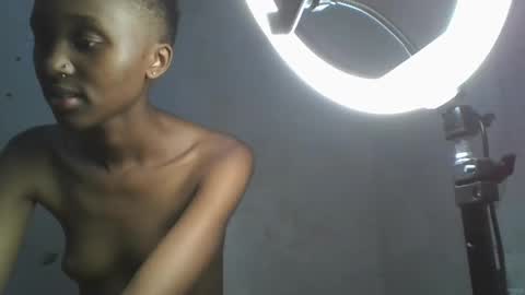 sweetypussy01 online show from October 20, 6:52 pm