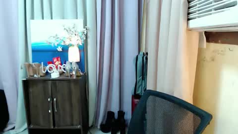 Snapshot of sweetytrannygirlxx chatting on December 7, 11:18 am Megan online show from December 7, 11:18 am