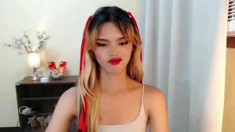 Snapshot of sweetytrannygirlxx chatting on January 27, 7:14 am Megan online show from January 27, 7:14 am