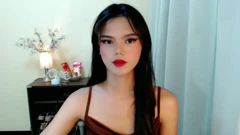 Snapshot of sweetytrannygirlxx chatting on February 7, 3:12 am Megan online show from February 7, 3:12 am