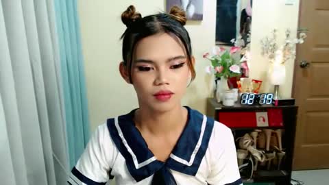 Megan online show from May 5, 4:20 am