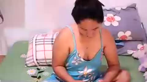 Snapshot of sweetyummygirl chatting on July 13, 5:49 pm Sweetyummygirl online show from July 13, 5:49 pm