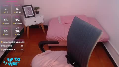 Catalina online show from February 18, 2:27 pm