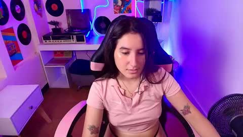 Catalina online show from March 11, 5:57 pm