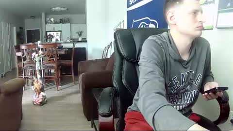 Snapshot of swelteringk chatting on July 12, 6:54 pm Kile online show from July 12, 6:54 pm