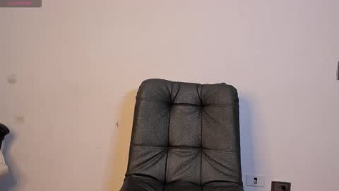 Snapshot of swet_lovee_ chatting on March 16, 11:25 am Your dream online show from March 16, 11:25 am