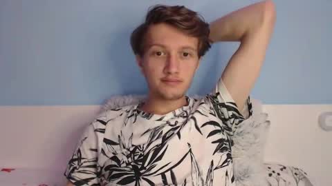 Cat online show from February 17, 5:19 pm