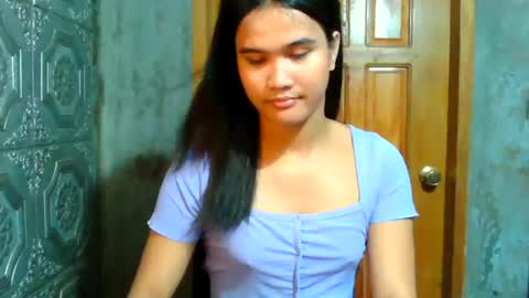 Rhea online show from June 20, 7:22 am