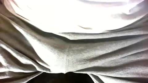 Snapshot of swflbiguy chatting on December 19, 2:18 am SWFLbiguy online show from December 19, 2:18 am