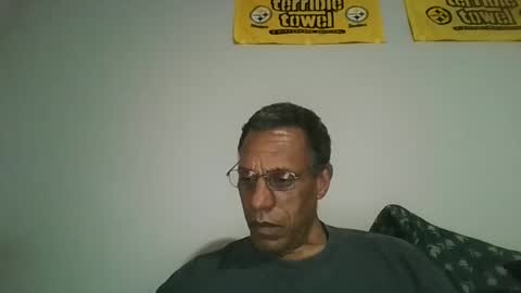 swimmerbod2495 online show from May 4, 4:52 am