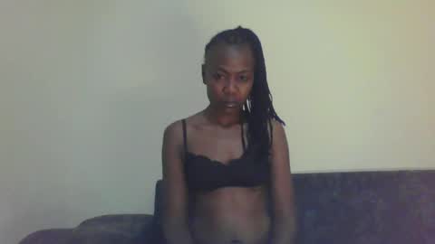 Snapshot of swtebony1 chatting on January 29, 10:53 pm ALICIA online show from January 29, 10:53 pm