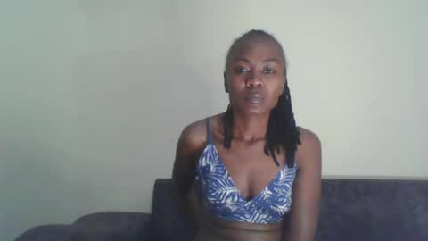 Snapshot of swtebony1 chatting on March 7, 10:32 pm ALICIA online show from March 7, 10:32 pm