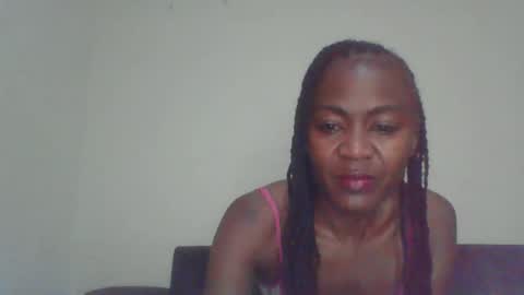 Snapshot of swtebony1 chatting on October 16, 10:33 pm ALICIA online show from October 16, 10:33 pm