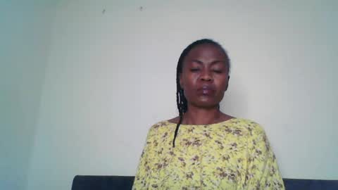 Snapshot of swtebony1 chatting on June 15, 10:23 pm ALICIA online show from June 15, 10:23 pm