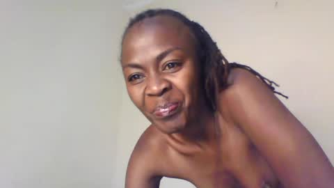 Snapshot of swtebony1 chatting on July 14, 10:48 pm ALICIA online show from July 14, 10:48 pm