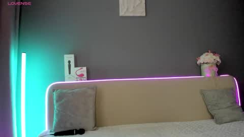 Ana online show from October 11, 10:36 am