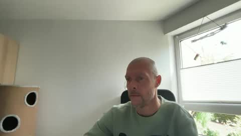 Snapshot of sx1904 chatting on June 13, 8:23 am sx1904 online show from June 13, 8:23 am