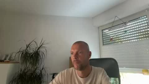 Snapshot of sx1904 chatting on July 28, 11:17 am sx1904 online show from July 28, 11:17 am