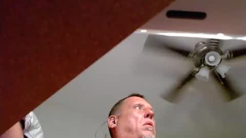 Snapshot of sxxx43 chatting on February 21, 7:01 am Waiting for you online show from February 21, 7:01 am