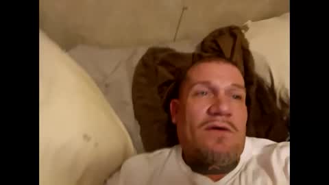 Snapshot of sydeswype7 chatting on December 17, 11:33 pm sydeswype7 online show from December 17, 11:33 pm