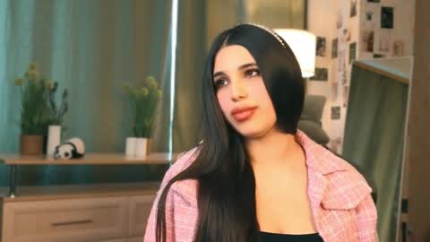 Snapshot of sydney_suiny chatting on April 10, 5:34 am Jessica online show from April 10, 5:34 am