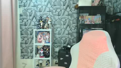 Snapshot of sydnyxox1 chatting on July 2, 2:44 am sydnyxox1 online show from July 2, 2:44 am