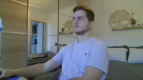 syl092 online show from January 7, 9:34 am