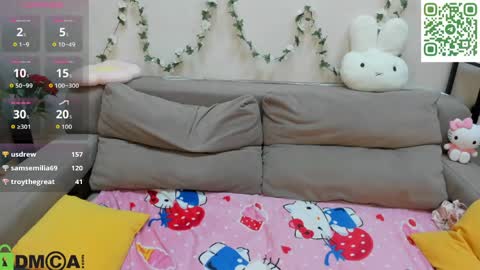 Sylvia online show from May 18, 4:07 am