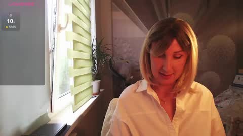 Sylvia online show from May 5, 8:44 am