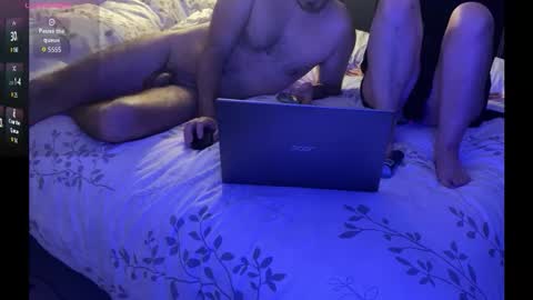 Snapshot of symbiosisx chatting on October 2, 10:11 am symbiosisx online show from October 2, 10:11 am