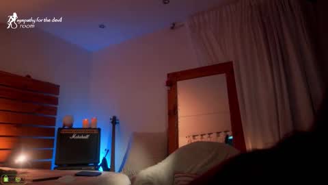 Snapshot of sympathy_for_the_devil chatting on September 21, 9:16 pm Lily online show from September 21, 9:16 pm