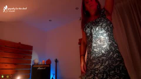 Snapshot of sympathy_for_the_devil chatting on October 25, 9:31 pm Lily online show from October 25, 9:31 pm