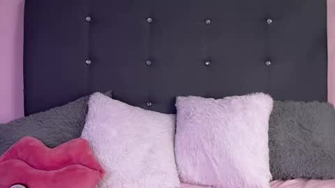 Snapshot of symphonny1 chatting on February 26, 6:21 pm symphonny online show from February 26, 6:21 pm