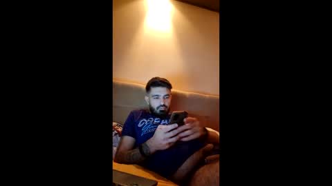 Snapshot of synchr0 chatting on December 18, 9:54 pm synchr0 online show from December 18, 9:54 pm