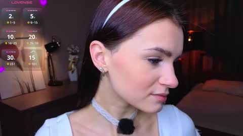 Snapshot of synne_glows chatting on September 11, 7:08 am Eva online show from September 11, 7:08 am