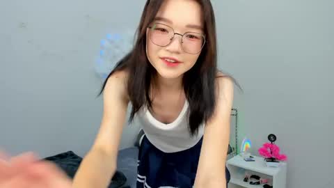 Snapshot of syuri_sun chatting on June 4, 2:01 pm Yuki online show from June 4, 2:01 pm