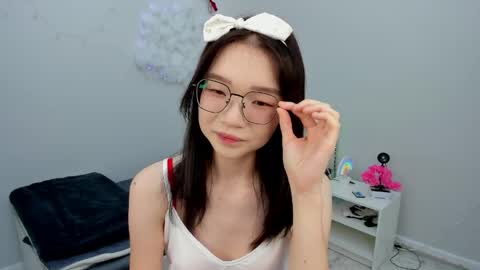 Snapshot of syuri_sun chatting on June 5, 1:28 pm Yuki online show from June 5, 1:28 pm