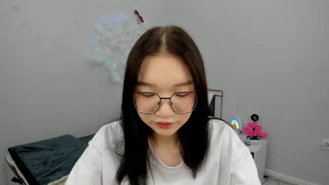 Snapshot of syuri_sun chatting on June 8, 2:28 pm Yuki online show from June 8, 2:28 pm