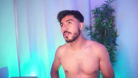 t0ny_wylie online show from February 3, 9:31 pm