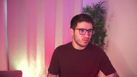 t0ny_wylie online show from February 22, 4:05 pm