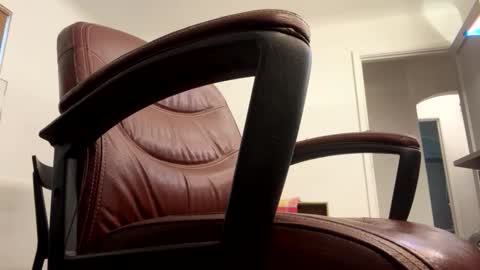 Snapshot of t265h chatting on November 3, 11:15 pm tRex online show from November 3, 11:15 pm