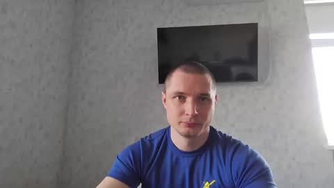 Den online show from May 2, 7:24 am
