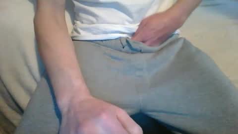 t8xxx3 online show from March 5, 7:17 pm