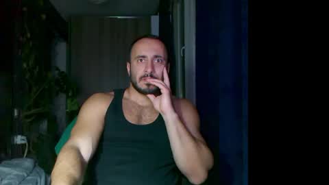 Snapshot of t_huracane chatting on November 20, 6:07 pm Huracane online show from November 20, 6:07 pm