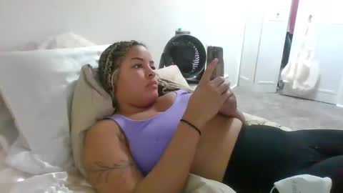 t_princess_t online show from September 25, 1:20 am